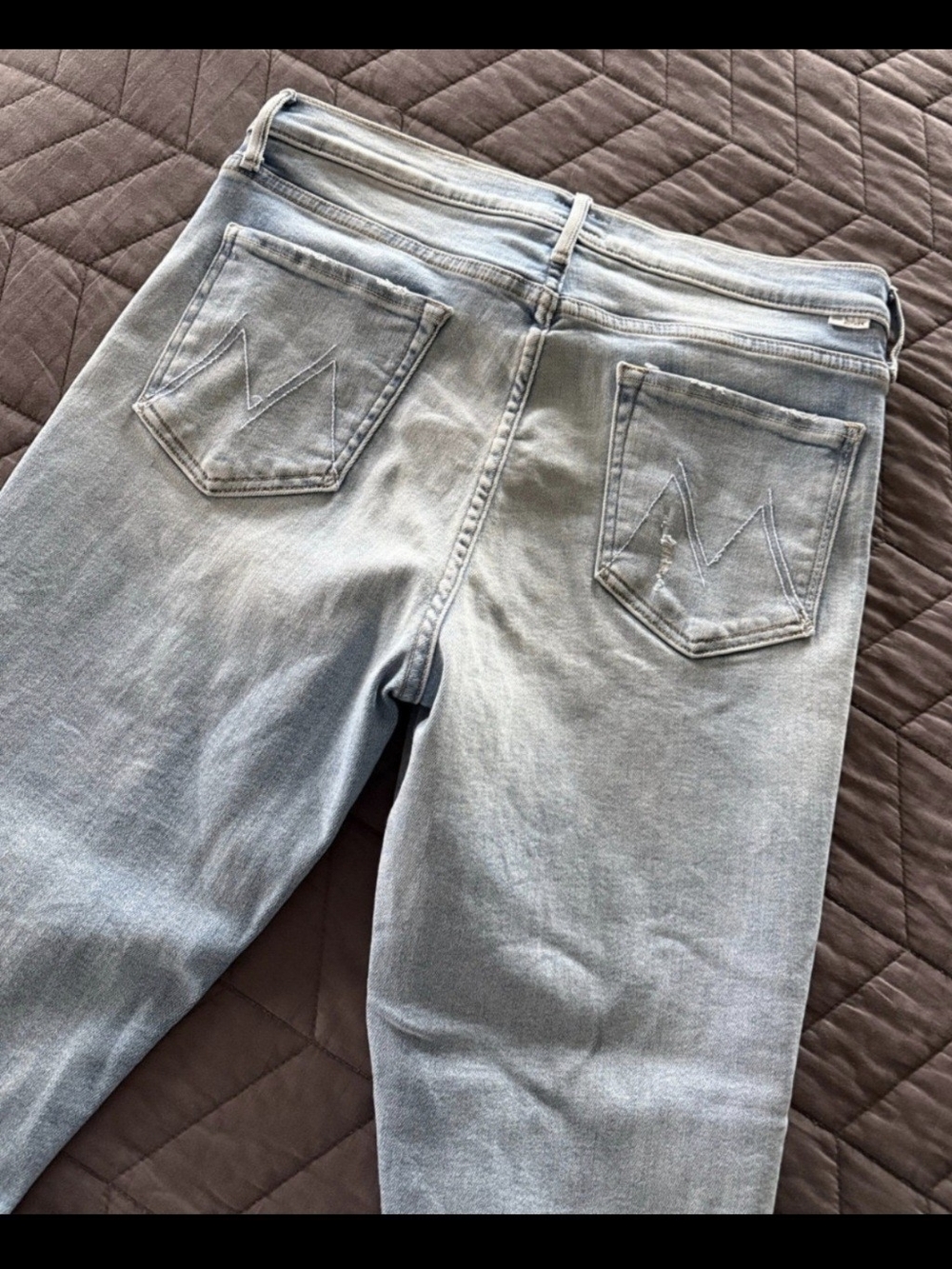 Light Wash Women’s MOTHER Jeans